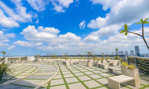 11.TSQ Roofdeck 11.TSQ Roofdeck